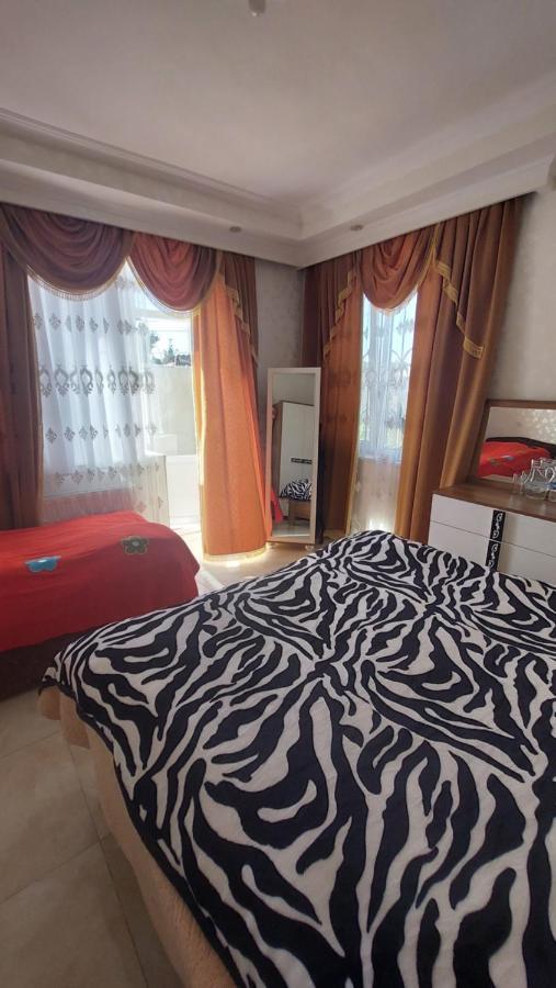 Hotel Mari Tbiliszi Kültér fotó