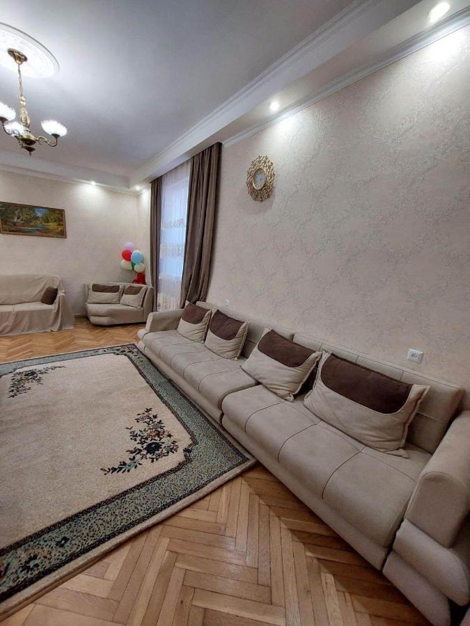 Hotel Mari Tbiliszi Kültér fotó